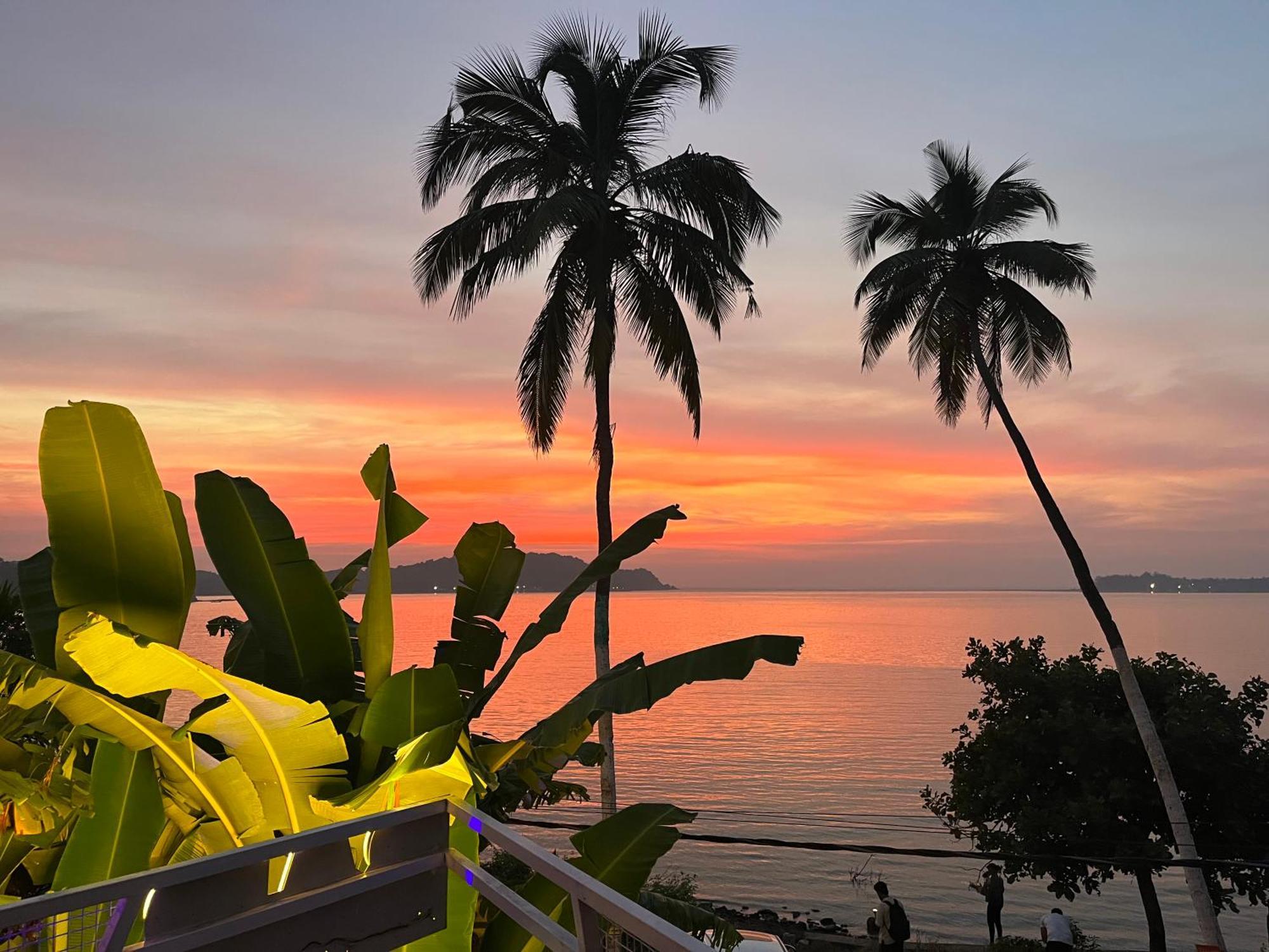 Bon Voyage Sea View Hostel فاغاتور المظهر الخارجي الصورة